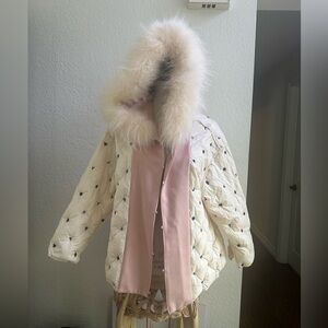 ❤️NWOT Down hooded puffer hply embroideredHPLY & hearts fox trim ?